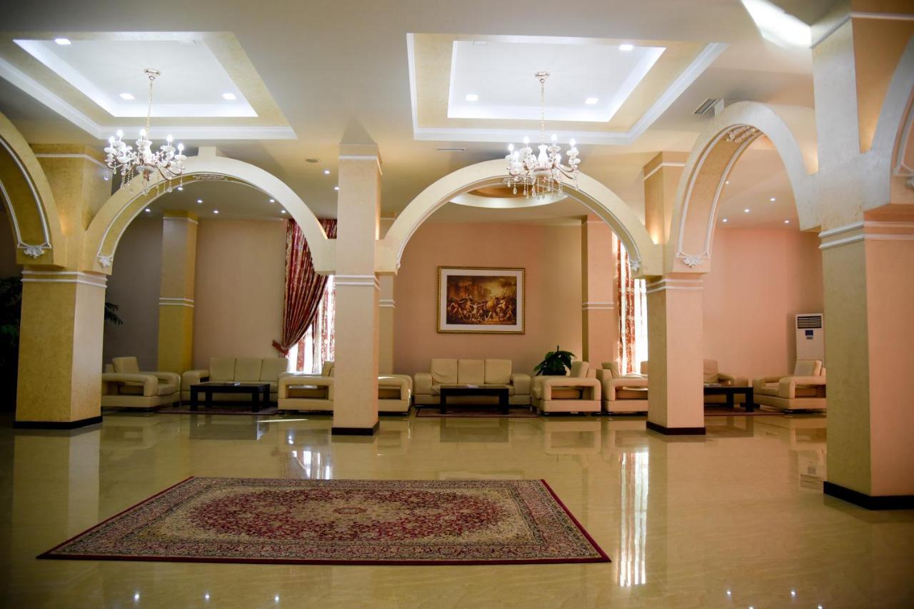 Imperial Hotel Ih เอลบาซาน ภายนอก รูปภาพ