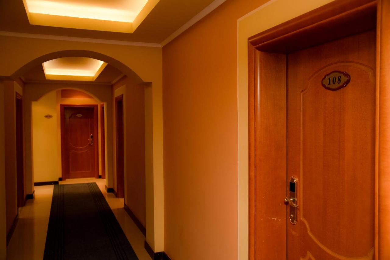 Imperial Hotel Ih เอลบาซาน ภายนอก รูปภาพ