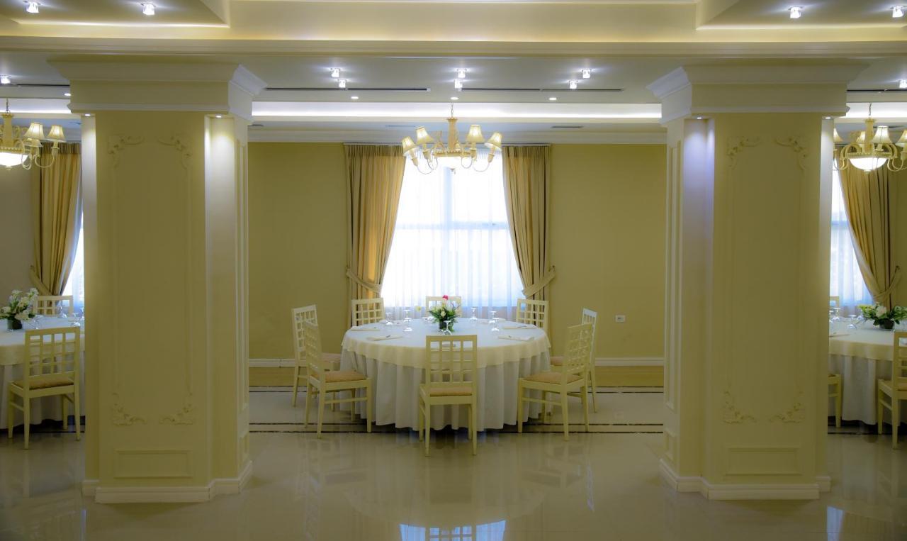 Imperial Hotel Ih เอลบาซาน ภายนอก รูปภาพ