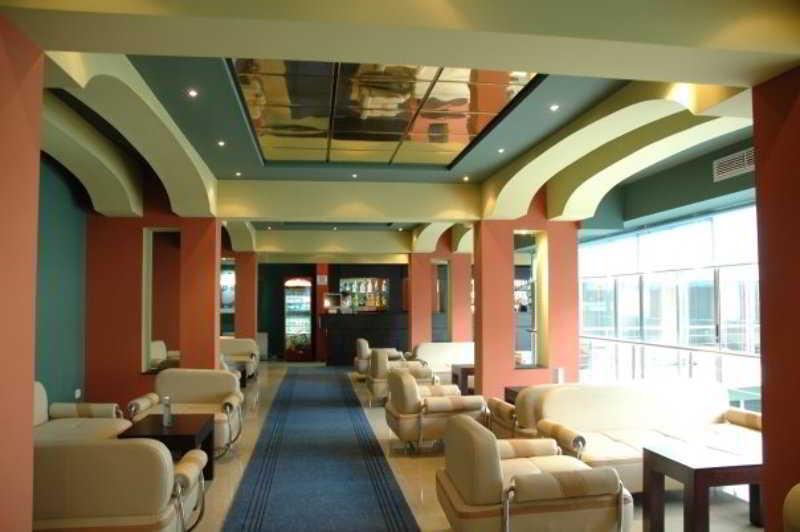 Imperial Hotel Ih เอลบาซาน ภายนอก รูปภาพ